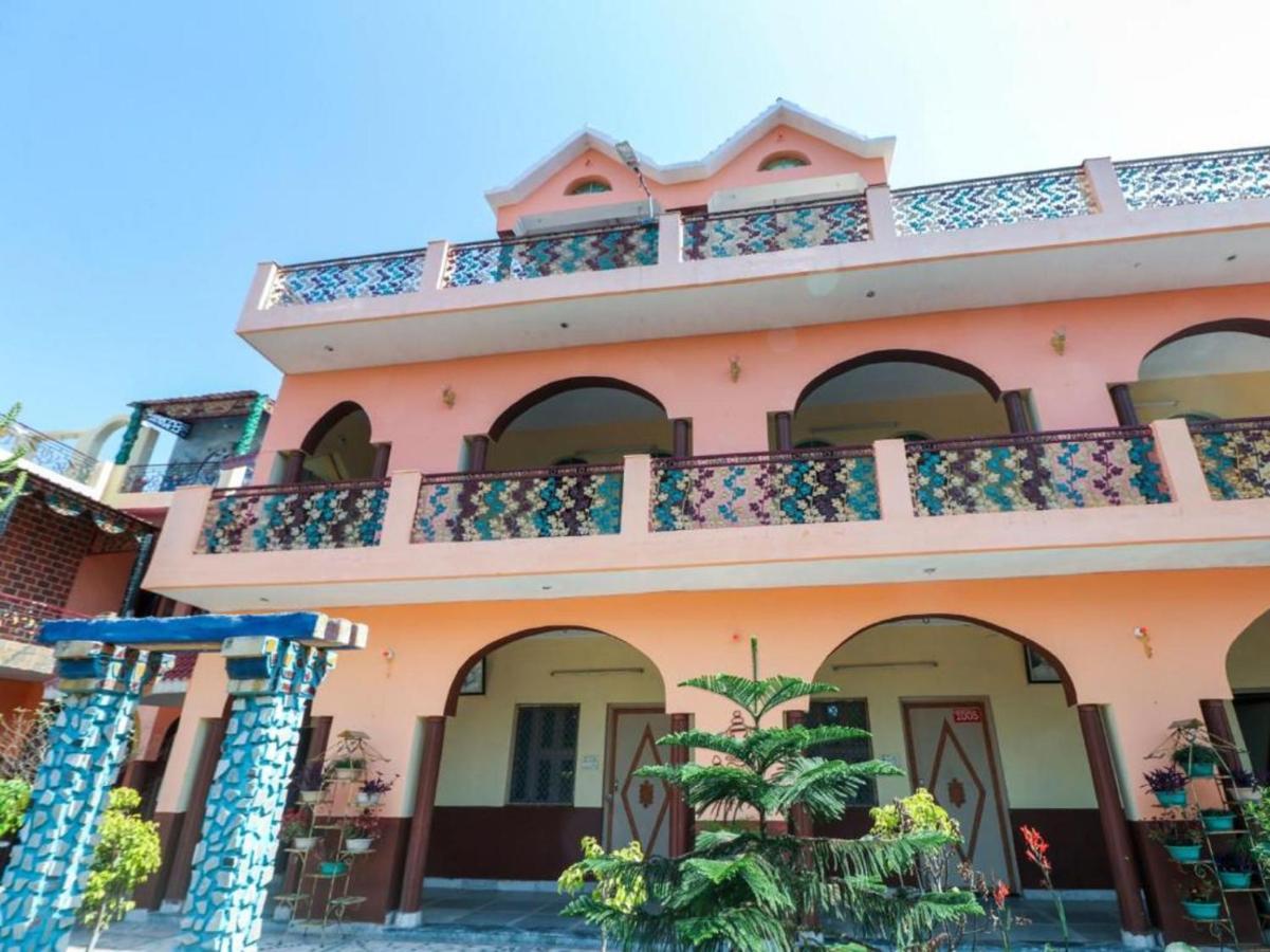 Oyo 72429 New Abhinandan Hotel Amroha Ngoại thất bức ảnh