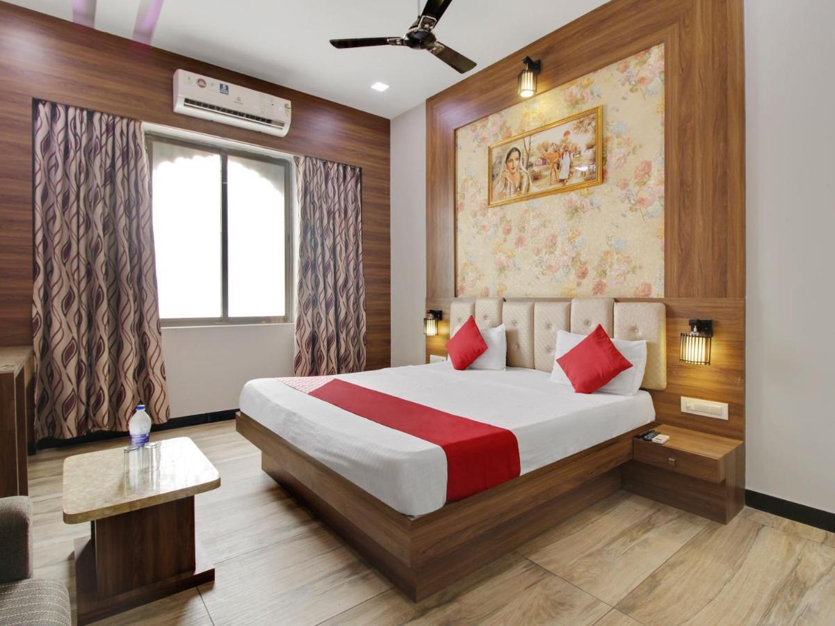 Oyo 72429 New Abhinandan Hotel Amroha Ngoại thất bức ảnh