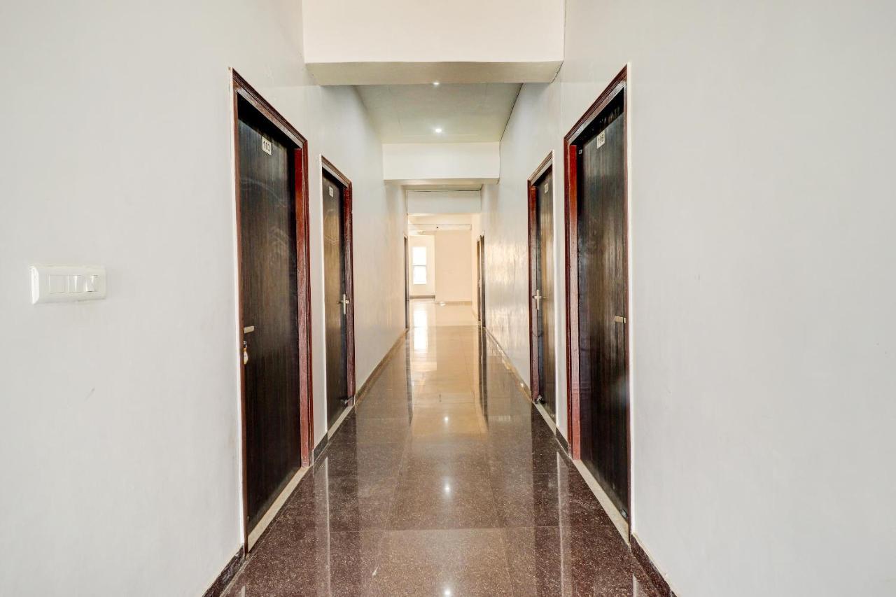 Oyo 72429 New Abhinandan Hotel Amroha Ngoại thất bức ảnh