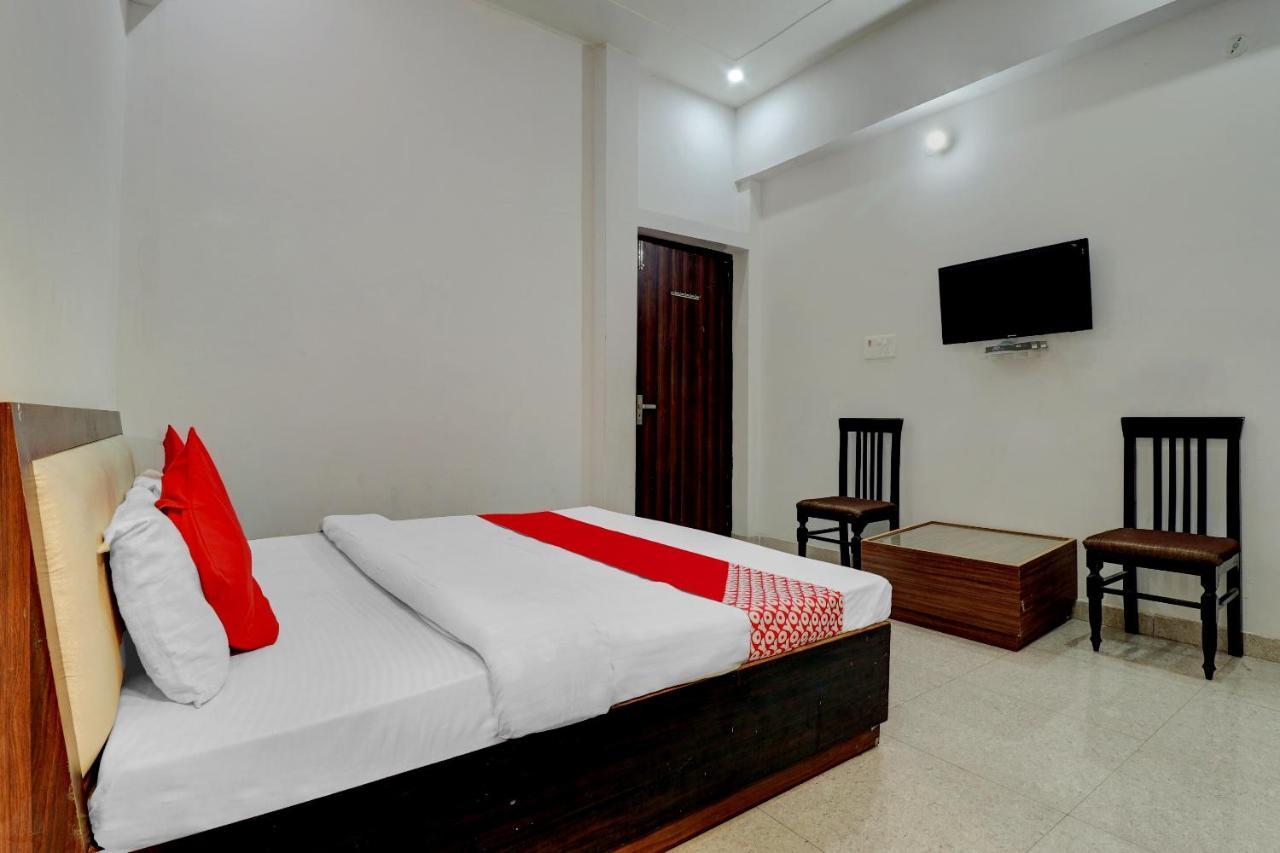 Oyo 72429 New Abhinandan Hotel Amroha Ngoại thất bức ảnh