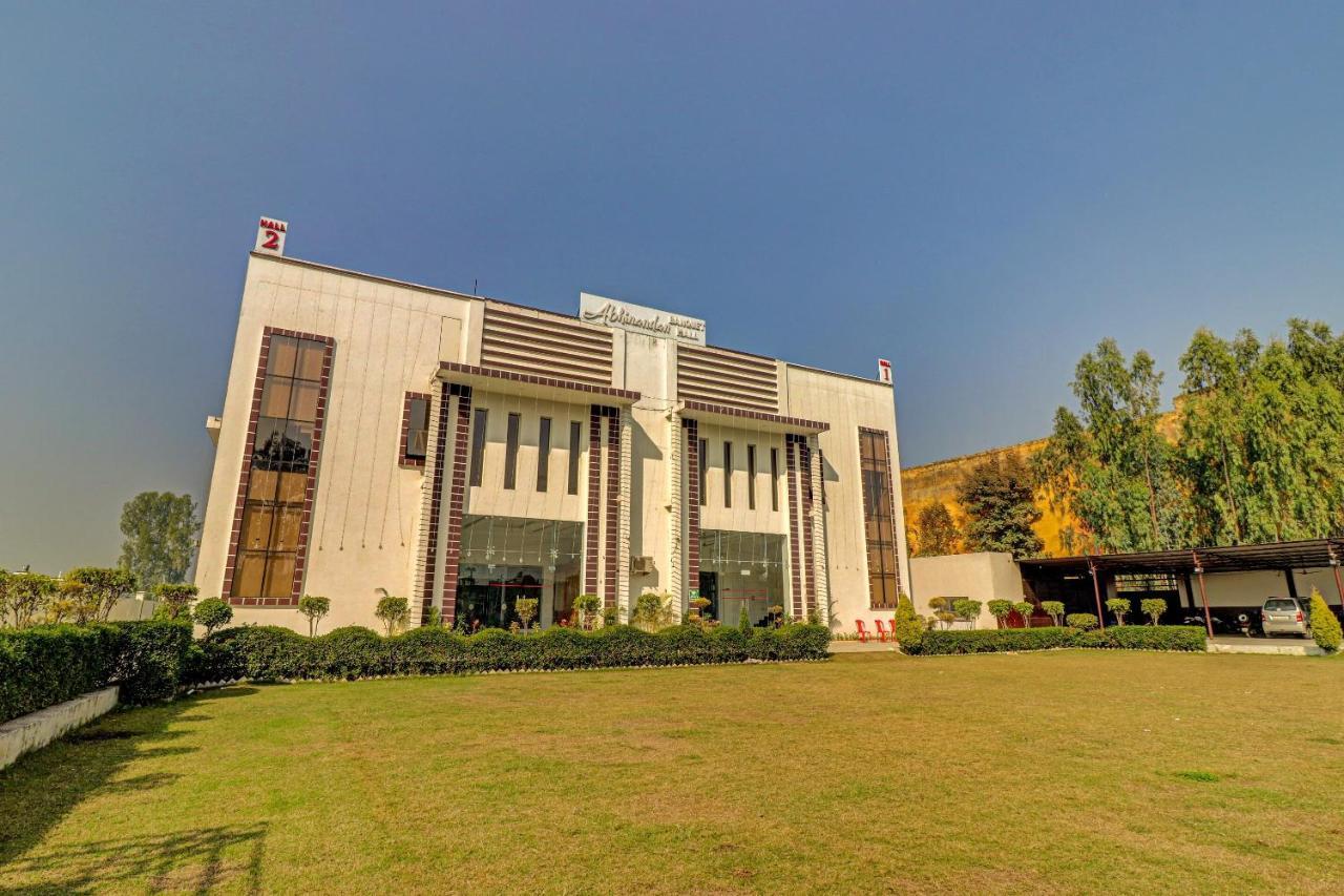 Oyo 72429 New Abhinandan Hotel Amroha Ngoại thất bức ảnh