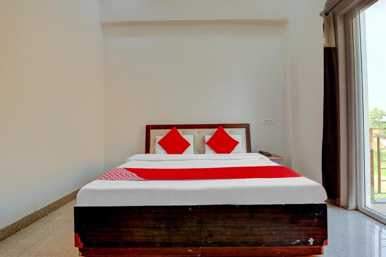 Oyo 72429 New Abhinandan Hotel Amroha Ngoại thất bức ảnh