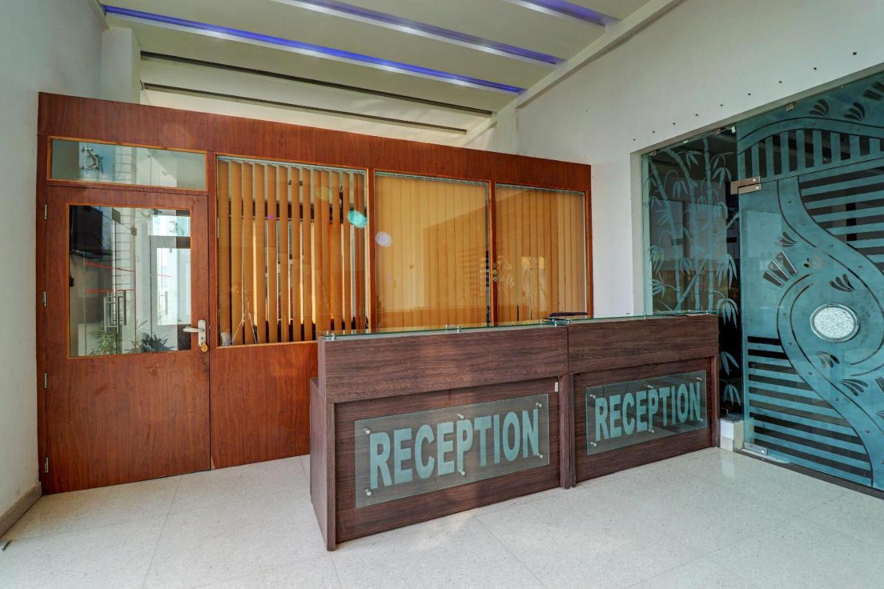 Oyo 72429 New Abhinandan Hotel Amroha Ngoại thất bức ảnh