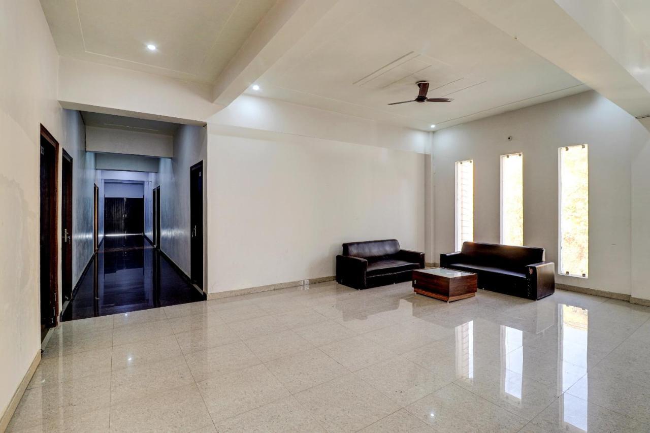 Oyo 72429 New Abhinandan Hotel Amroha Ngoại thất bức ảnh
