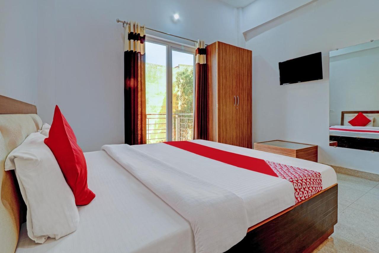 Oyo 72429 New Abhinandan Hotel Amroha Ngoại thất bức ảnh